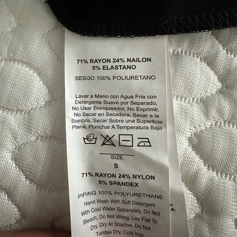 Never worn Color Siete black sleeveless dress - size small - Picture 4 of 4